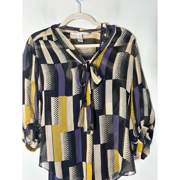 Diane Von Furstenberg Multicolored 3/4 Sleeve Silk Top Sz 2 - Picture 1 of 3